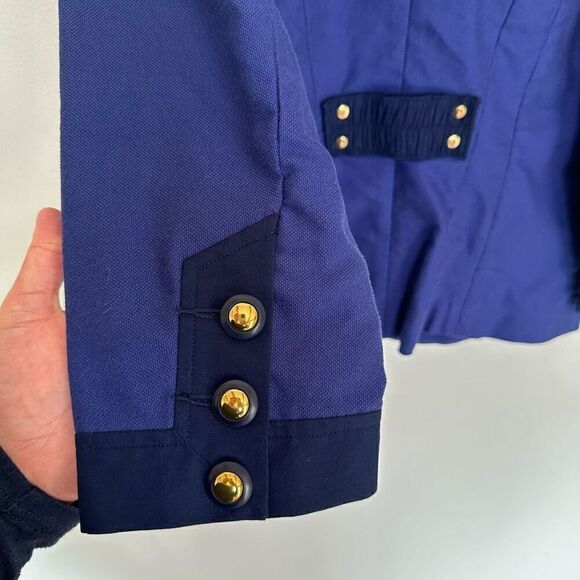 CAbi Women’s Blueberry Resort Canvas Two Button Closure Front Pocket Detail Blaz - Picture 7 of 10